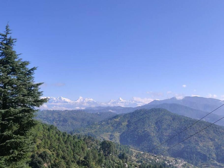 알모라 Little Himalayan Abode 빌라 외부 사진